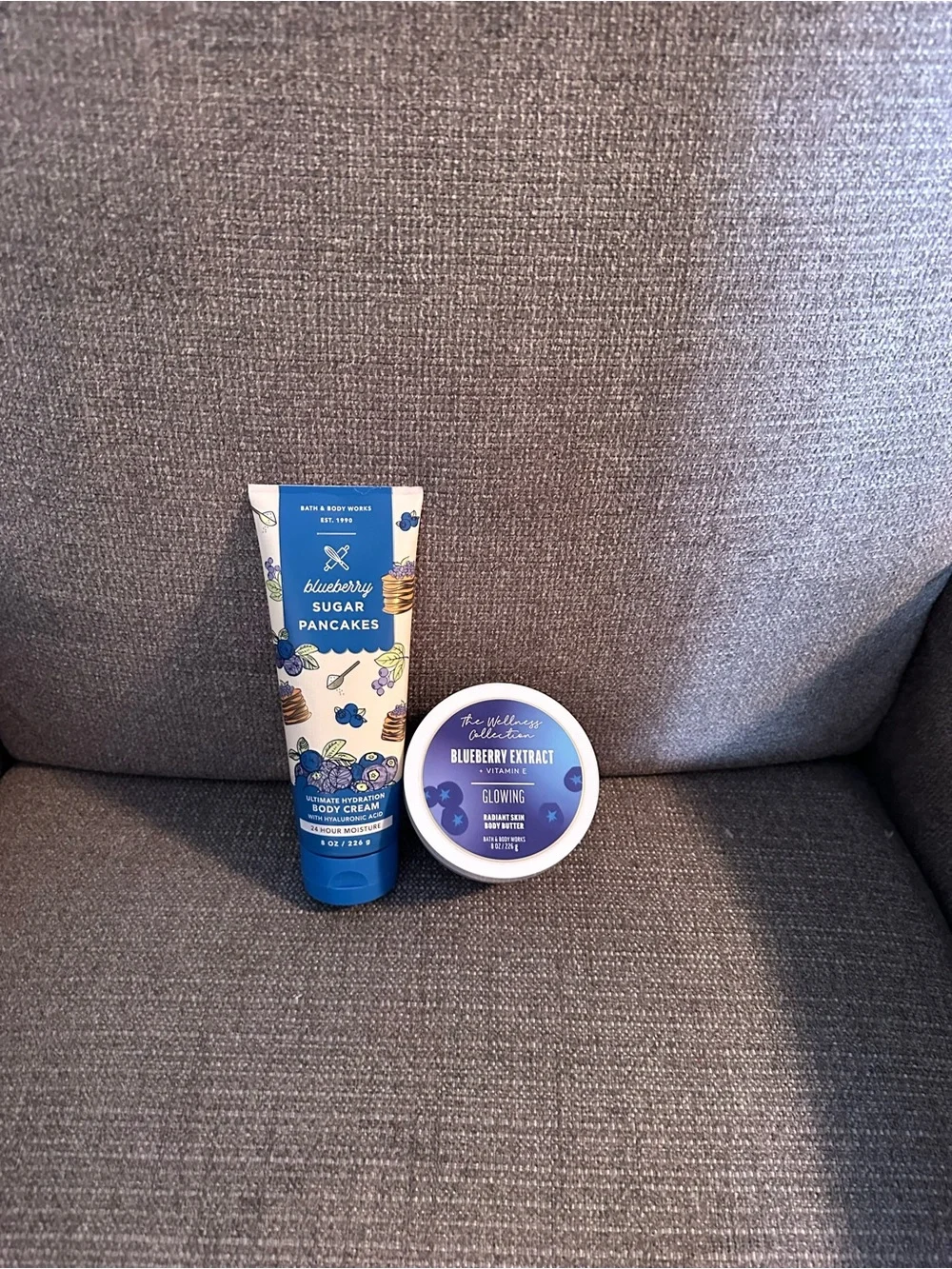 Bath & Body Works Blueberry Sugar Pancakes Creams - Blue & White Packaging